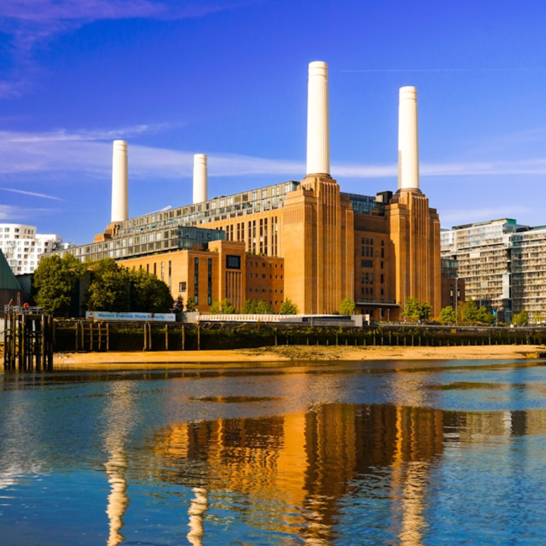 Case Study: Hydrodoor – Innovating Safety with Hydraulic Door Systems